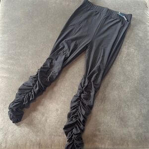 Women’s GlassTwo Black Ruched Leggings Size S NEW